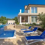 Roko By Interhome